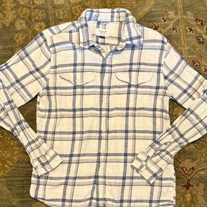 American Eagle Blue and Cream Plaid Flannel Button-Down Shirt